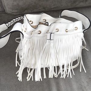 Cross - Over white fringe purse